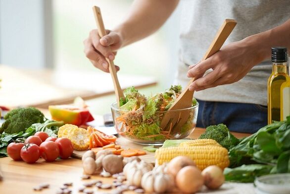 Produzione di insalata di verdure in prostatite